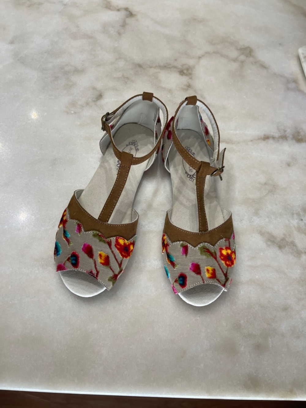 Joyfolie Girls Multicolor Floral Embroidered Tan Stella Flat Sandals - Picture 2 of 7